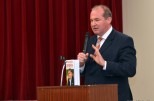 Buchpräsentation: „Ein Stürmer in der Politik“